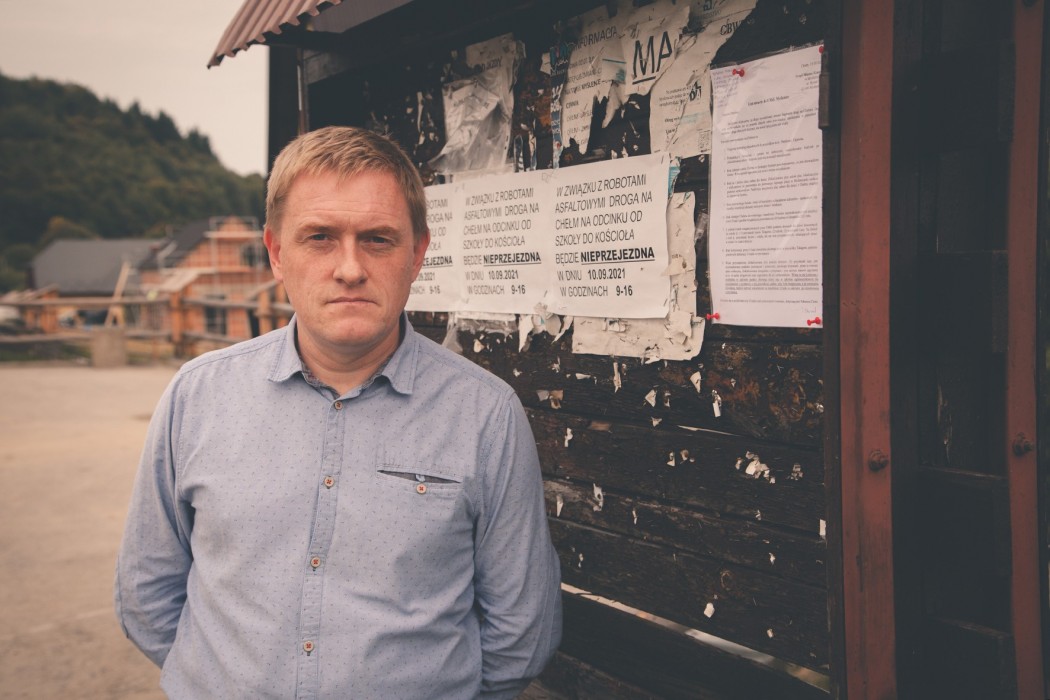 Tomasz Sternal list otwarty nie tylko wysłał do urzędu i mediów, ale powiesił go też na tablicy informacyjnej przy kośćiele na Chełmie.