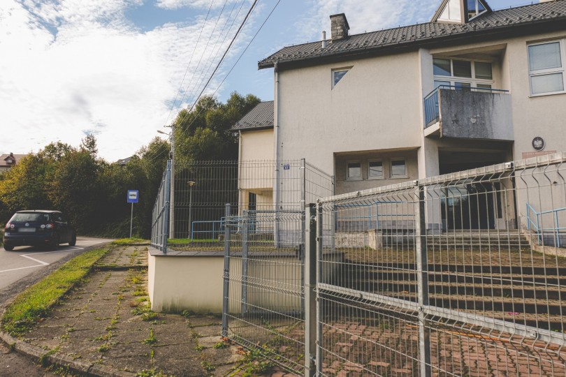 Wraz z nadejściem nowego roku szkolnego 2020-21 budynek Szkoły Podstawowej nr 6 stoi pusty.