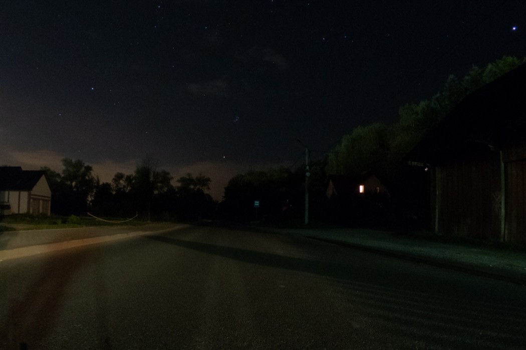 O ciemnościach panujących na ul. Zdrojowej w Myślenicach po raz pierwszy pisaliśmy w sierpniu 2022 r.