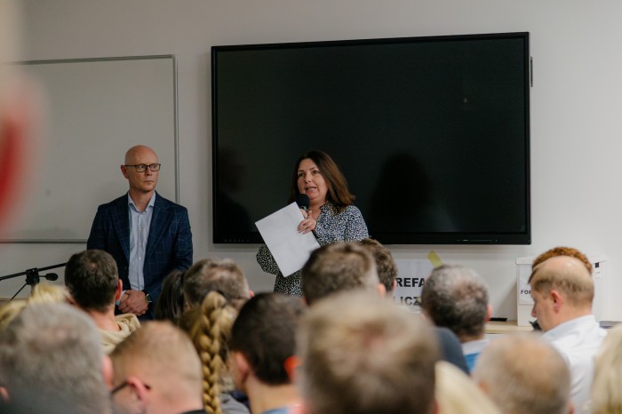 Głos zabierali również przedstawiciele komitetów protestacyjnych m.in. Marzena Pszczoła reprezentująca „Nie dla S7 przez Krzyszkowice”.